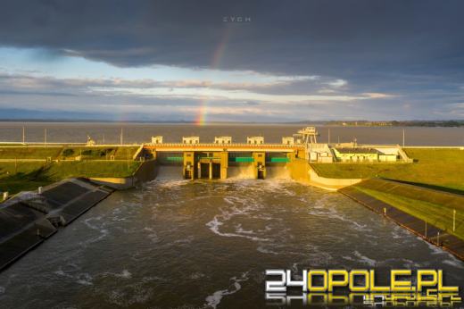 Jezioro Nyskie pod stałym nadzorem - trwa kontrola szczelności zapór, zwiększono odpływ wody