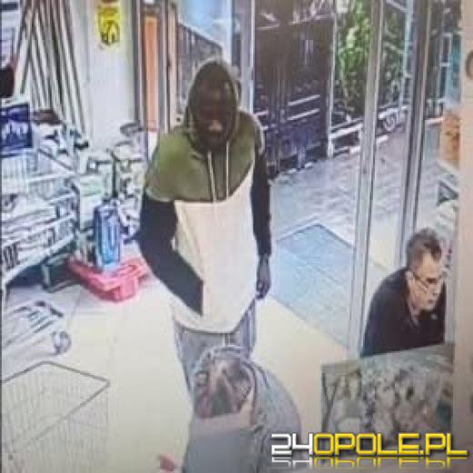 Obwinili go o napaść tylko dlatego, że też jest czarnoskóry 