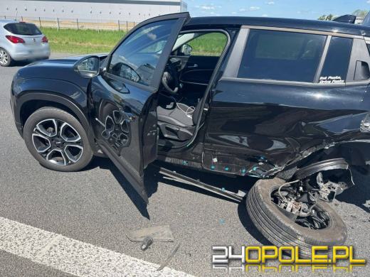 Karambol na A4: Trzy pojazdy, osiem osób brało udział