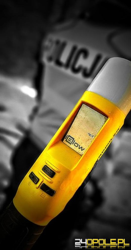 Z puszką piwa między kolanami na drogę. Dalej nie pojechała