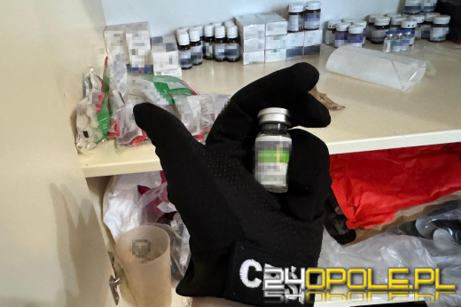 Międzynarodowy gang handlujący sterydami rozbity. Działali również na Opolszczyźnie
