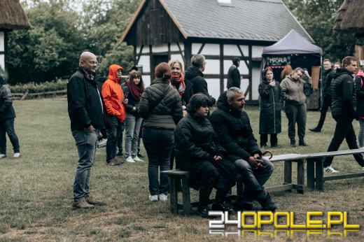 "Noc Muzeów"za nami. Ogień rozgrzewał niezniechęconych chłodną aurą 