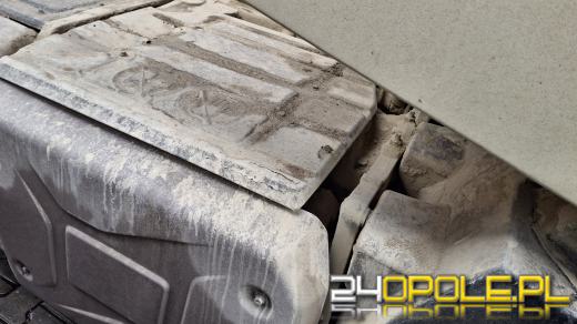 Wyciek substancji niebezpiecznej na autostradzie A4, interweniowały służby