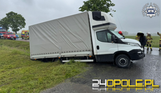 Policja szuka świadków zdarzenia drogowego na DW451