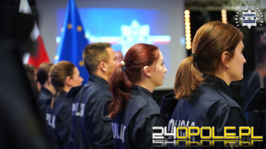 Medale, odznaczenia i nowi adepci. Opolska Policja w świetnej kondycji
