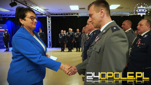 Medale, odznaczenia i nowi adepci. Opolska Policja w świetnej kondycji