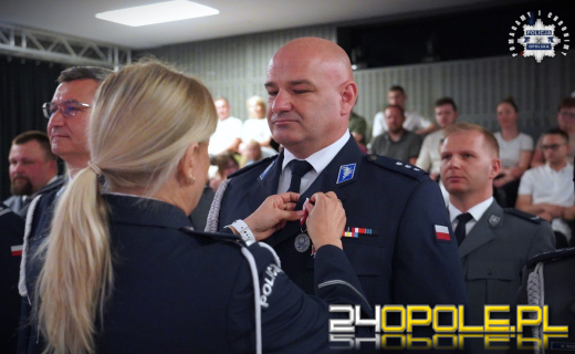 Medale, odznaczenia i nowi adepci. Opolska Policja w świetnej kondycji
