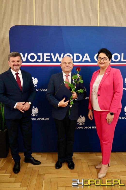 Odznaczeni za zasługi dla regionu. 19 samorządowców z medalami