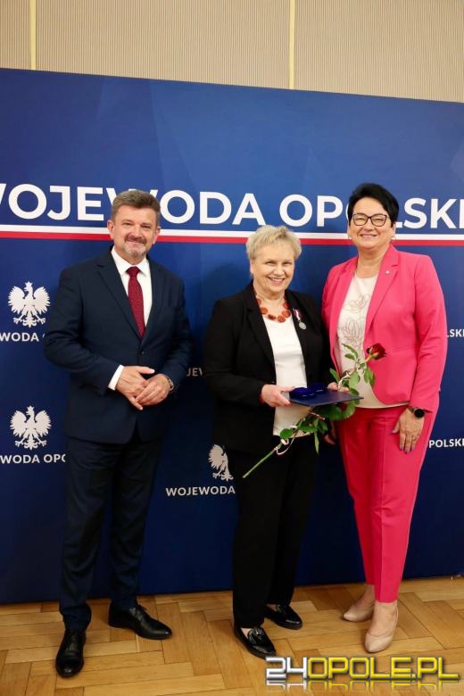 Odznaczeni za zasługi dla regionu. 19 samorządowców z medalami
