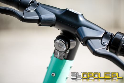 71-latka potrącona przez hulajnogę w centrum Nysy. Seniorzy żądają zmian