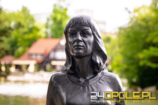 Czarny Anioł wraca do Opola - odsłonięcie pomnika Ewy Demarczyk już w czwartek