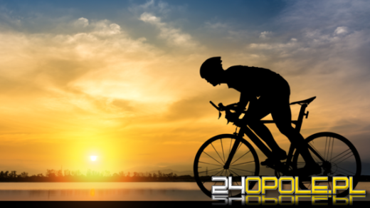 Dzień Jazdy Nago: internetowy trend, który może skończyć się mandatem