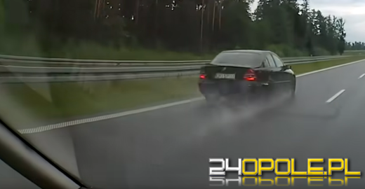 Wypadek na DK46. W sieci wideo pokazujące, jak mercedes pędził przed tragedią