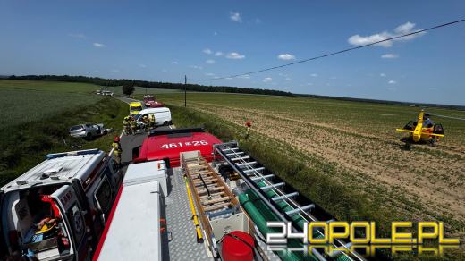 Gmina Kamienniki: zderzenie dwóch samochodów. Trzy osoby poszkodowane. Na miejscu lądował LPR