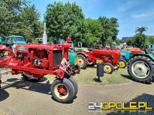 Brożec cofnął się w czasie - zabytkowe pojazdy przyciągnęły tłumy