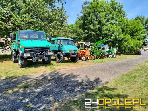 Brożec cofnął się w czasie - zabytkowe pojazdy przyciągnęły tłumy