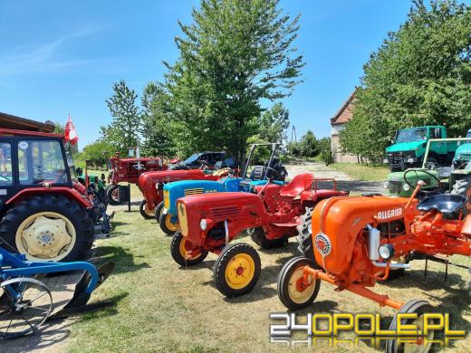 Brożec cofnął się w czasie - zabytkowe pojazdy przyciągnęły tłumy