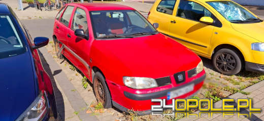 Od początku czerwca usunęli już 5 wraków. Seria opuszczonych aut