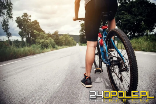 Pijany rowerzysta przewrócił się na jezdni - interweniowało pogotowie