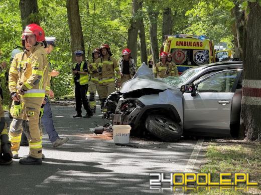 Cudem przeżył ogromną kraksę. Auto w częściach, a kierowca przeżył
