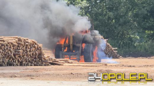 Pożar w Jełowej. Płonie fadroma. Trzy jednostki w akcji