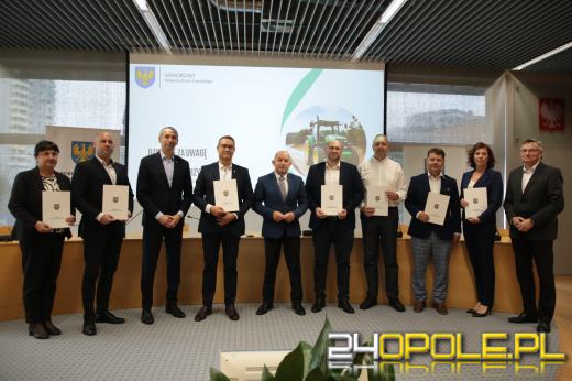 Ponad 7 milionów złotych na drogi dojazdowe do pól. Pierwsze umowy podpisane