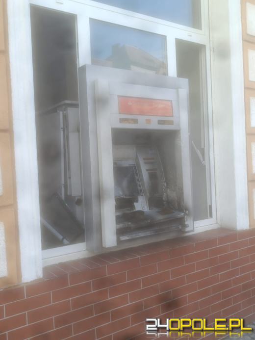 Nocna eksplozja w Paczkowie. Zniszczony bankomat w centrum miasta