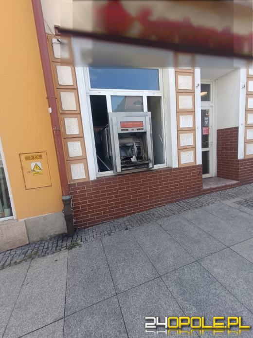 Nocna eksplozja w Paczkowie. Zniszczony bankomat w centrum miasta