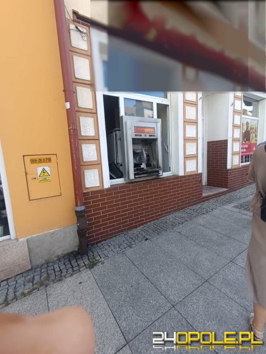 Nocna eksplozja w Paczkowie. Zniszczony bankomat w centrum miasta