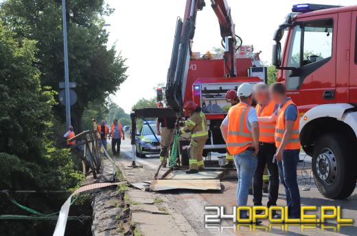 Wypadek na wiadukcie w Opolu. Utrudnienia potrwają do końca dnia