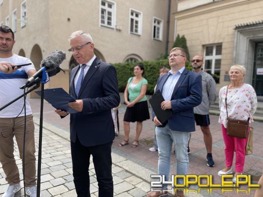 Włodzimierz Skalik o wydatkach miasta i promocji LGBT na przystankach