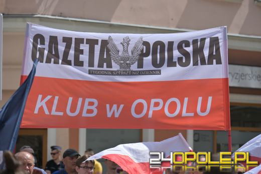 "Stop imigracji" - wiec Konfederacji na opolskim Rynku