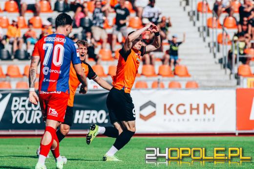 Chrobry Głogów bezlitosny dla Odry Opole. Trzybramkowa porażka na inaugurację sezonu