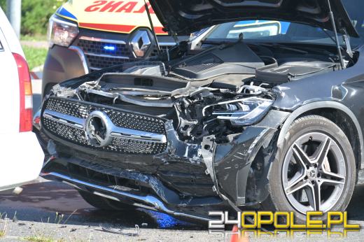 Zderzenie dwóch samochodów na ulicy Tarnopolskiej