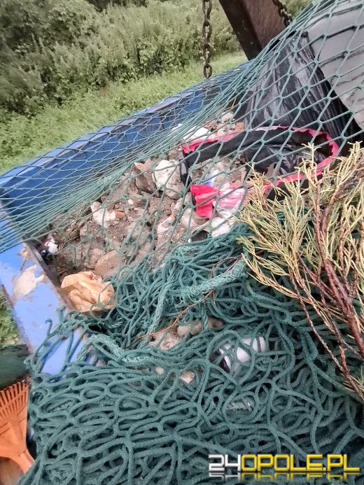 Śmieci bez kontroli. Ciężarówka z odpadami zatrzymana przez ITD w Opolu