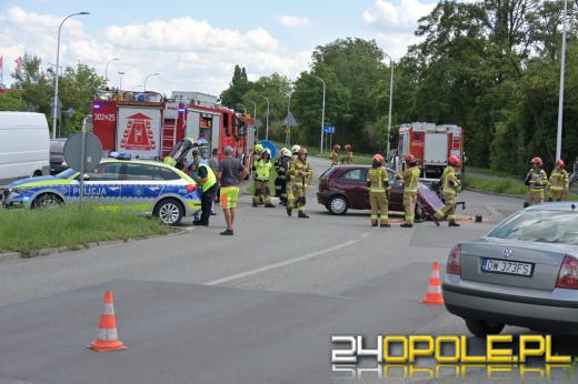 Wypadek na ul. Sosnkowskiego w Opolu. Dwie osoby poszkodowane