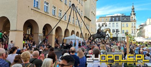 OpenOPOLE'25 trwa - Opole zamienia się w plenerową scenę sztuki