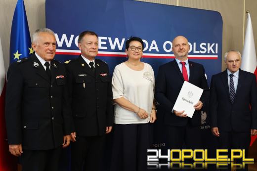 Nowe wozy dla OSP z Opolszczyzny poszkodowanych w powodzi