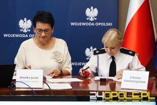 Nowe wozy dla OSP z Opolszczyzny poszkodowanych w powodzi