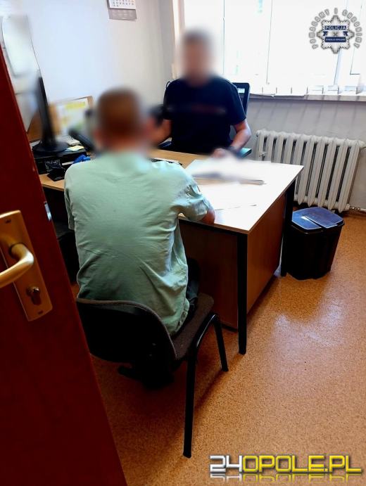 Opluł funkcjonariusza. Grozi mu 5 lat