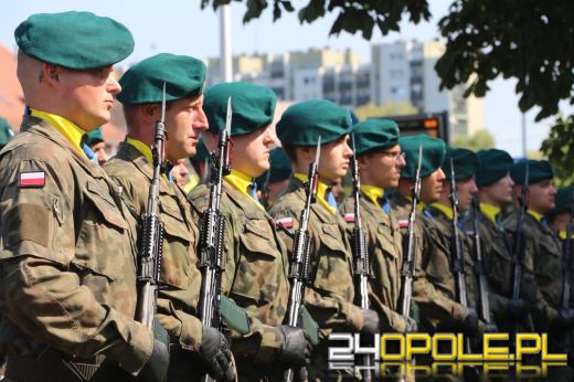 Nowa tablica w Opolu upamiętnia Żołnierzy Wojska Polskiego