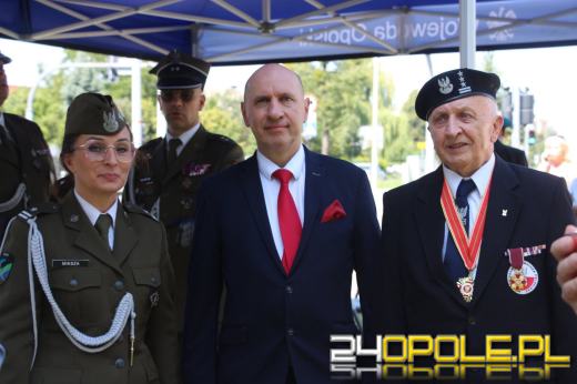 Nowa tablica w Opolu upamiętnia Żołnierzy Wojska Polskiego