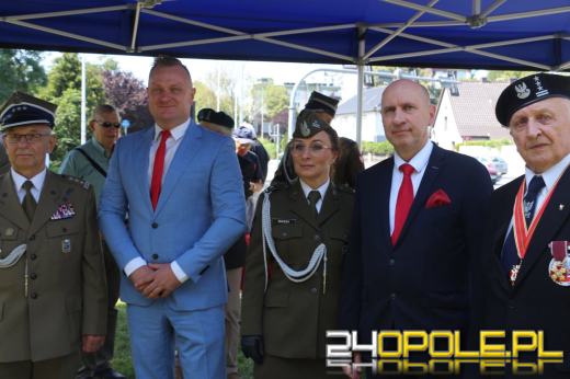 Nowa tablica w Opolu upamiętnia Żołnierzy Wojska Polskiego