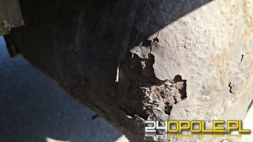 Ciężarówka w fatalnym stanie technicznym zatrzymana na obwodnicy Kędzierzyna-Koźla