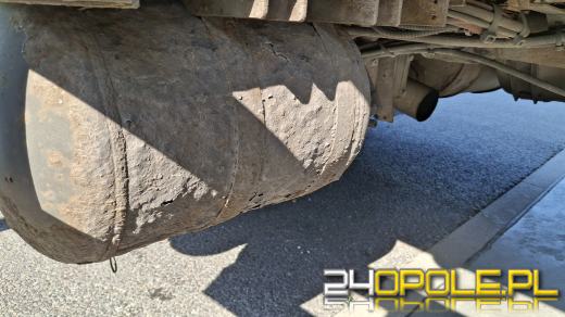 Ciężarówka w fatalnym stanie technicznym zatrzymana na obwodnicy Kędzierzyna-Koźla