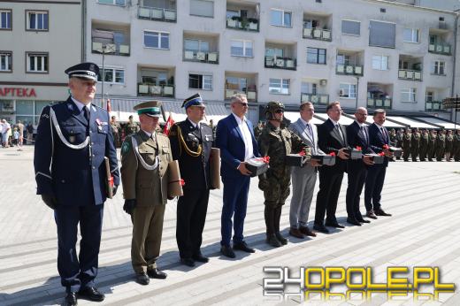 Opole uczciło Święto Wojska Polskiego - "Dziękujemy za Waszą służbę"