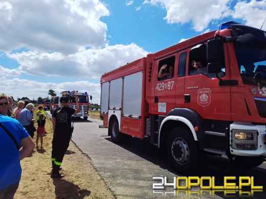 Charytatywny Konwój Strażacki z Głogówka dotarł do Kórnicy