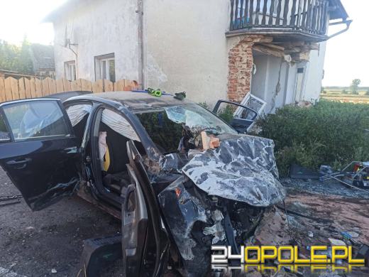 Poważny wypadek w Ściborowicach. 25-latek trafił śmigłowcem do szpitala