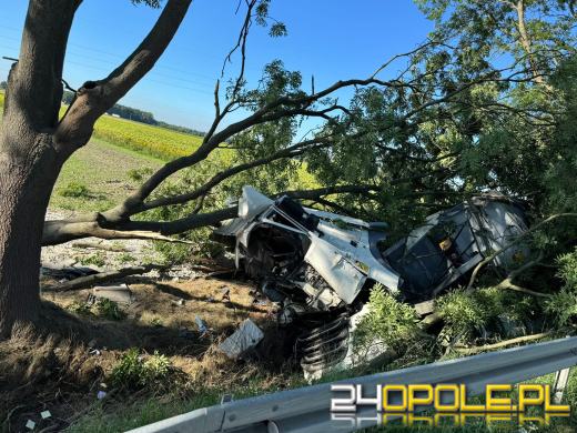 Wypadek na DK42 pod Domaszowicami. Droga zablokowana