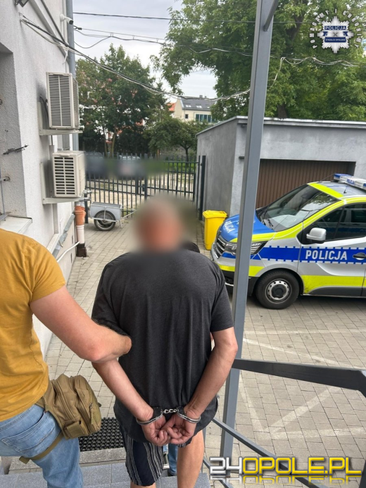 Ukraińska kłótnia - jeden drugiego dźgnął nożem. Areszt dla 62-latka